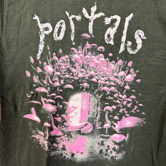 Melanie Martinez Magic Mushroom Forest Door Portals Tee M - Picture 2 of 5
